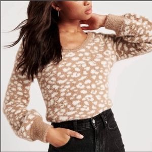 Abercrombie & fitch super soft fuzzy Leopard print Ballon sleeve sweater sz L